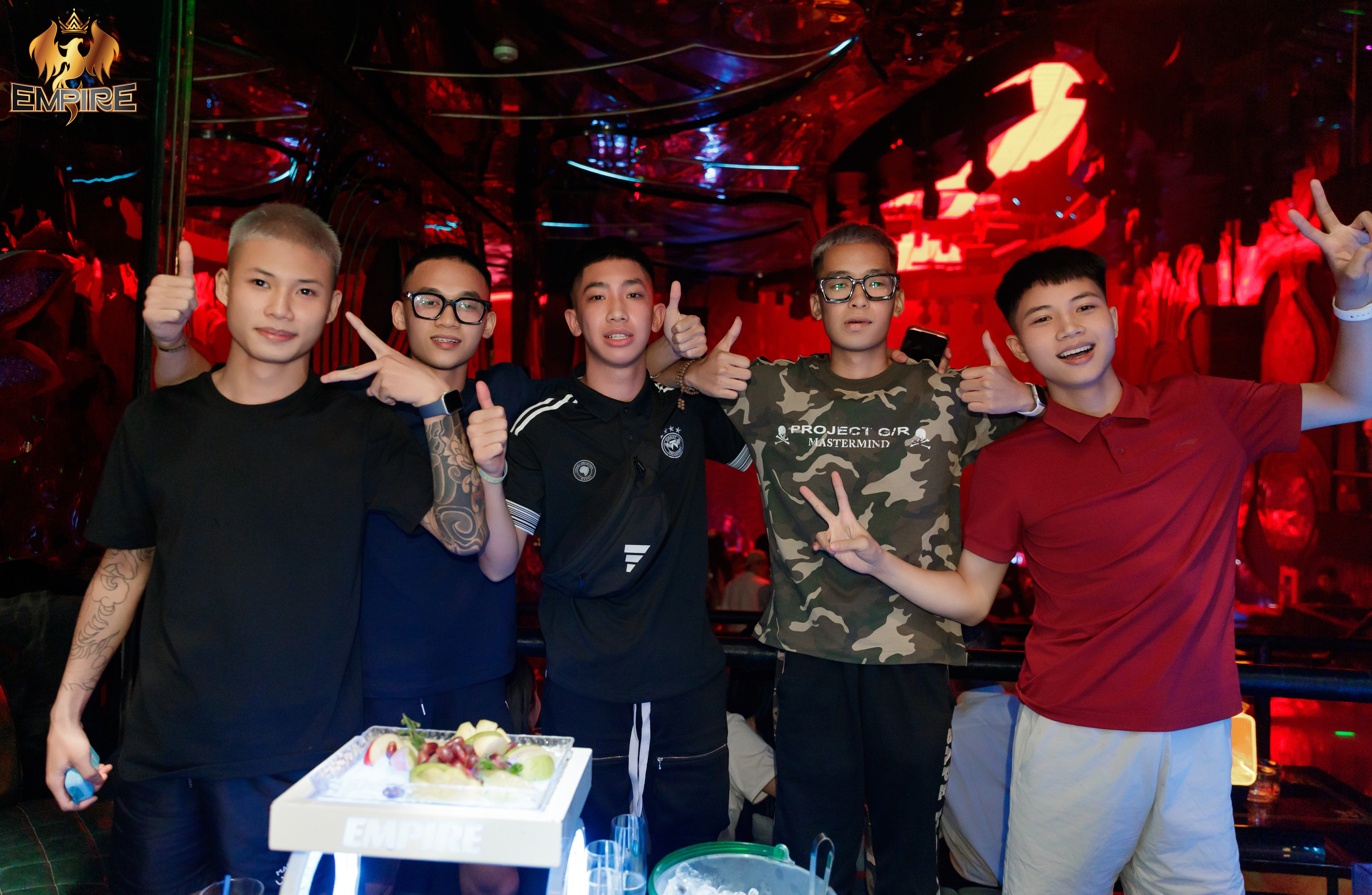 EMPIRE CLUB – NƠI MỖI NGƯỜI ĐỀU CÓ MỘT CÂU CHUYỆN RIÊNG