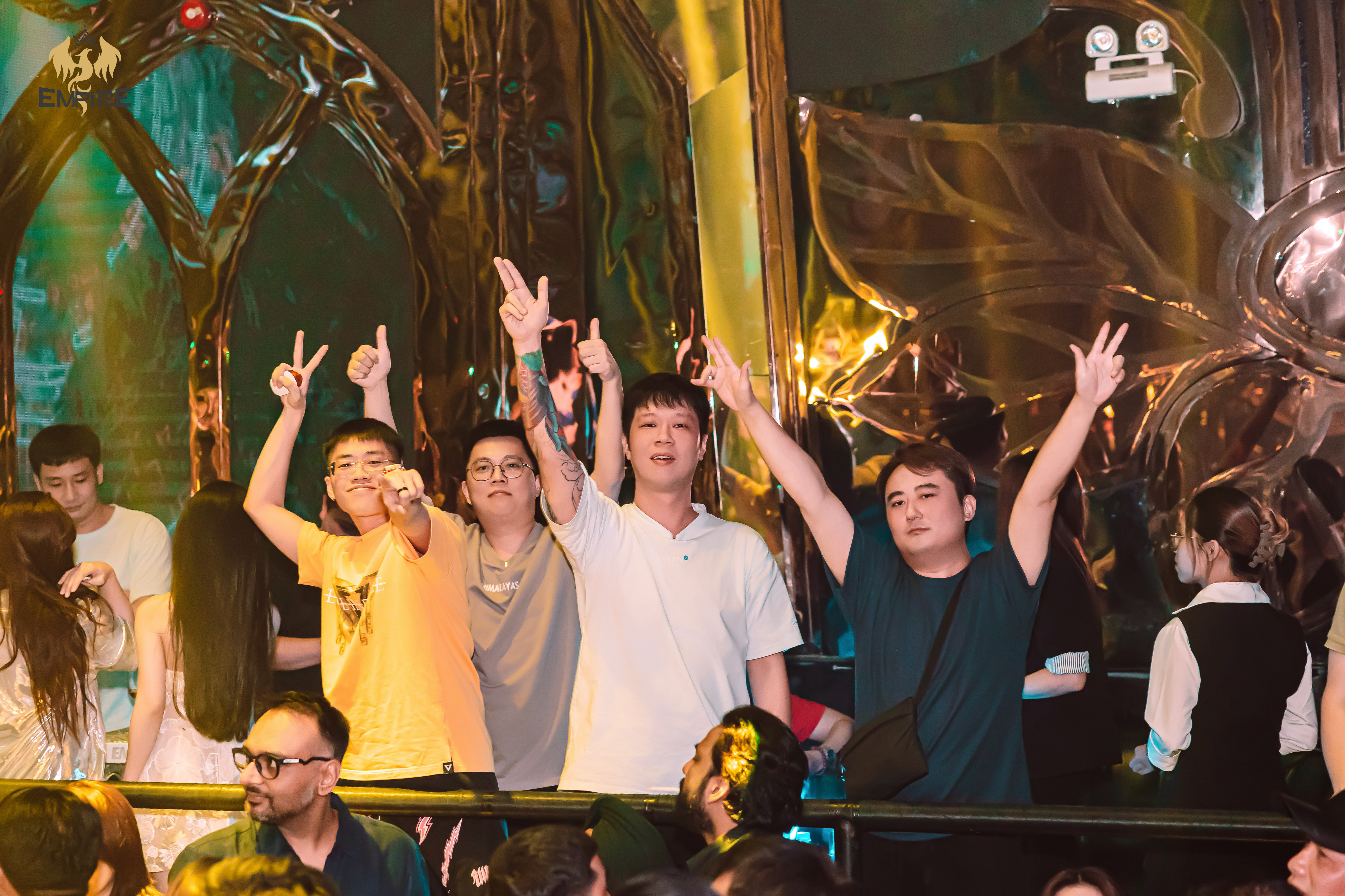 TẠI EMPIRE CLUB, BẠN KHÔNG CẦN NÓI – ÂM NHẠC SẼ THAY BẠN LÊN TIẾNG