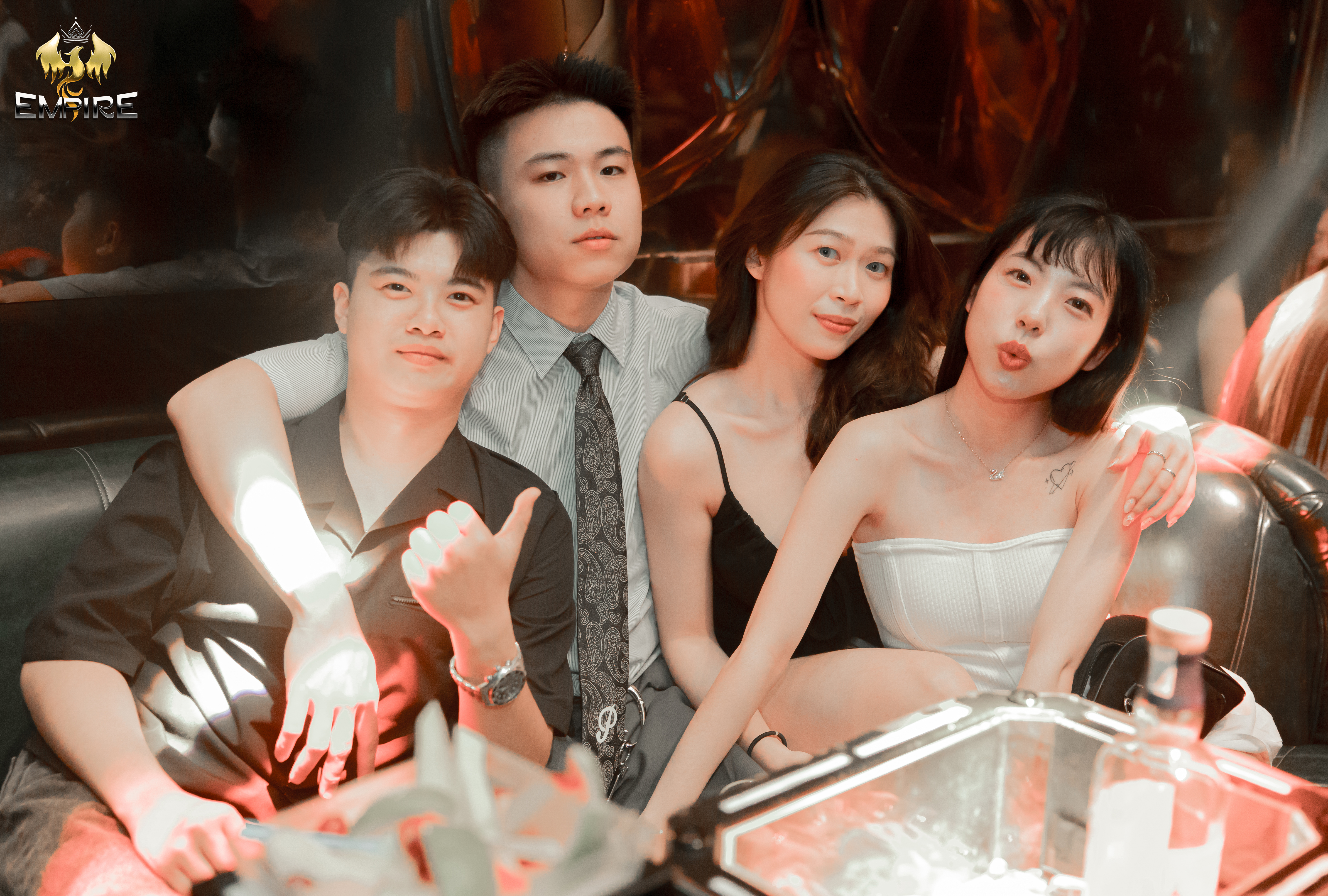 EMPIRE CLUB – NƠI CUỘC VUI THĂNG HOA KHÔNG GIỚI HẠN