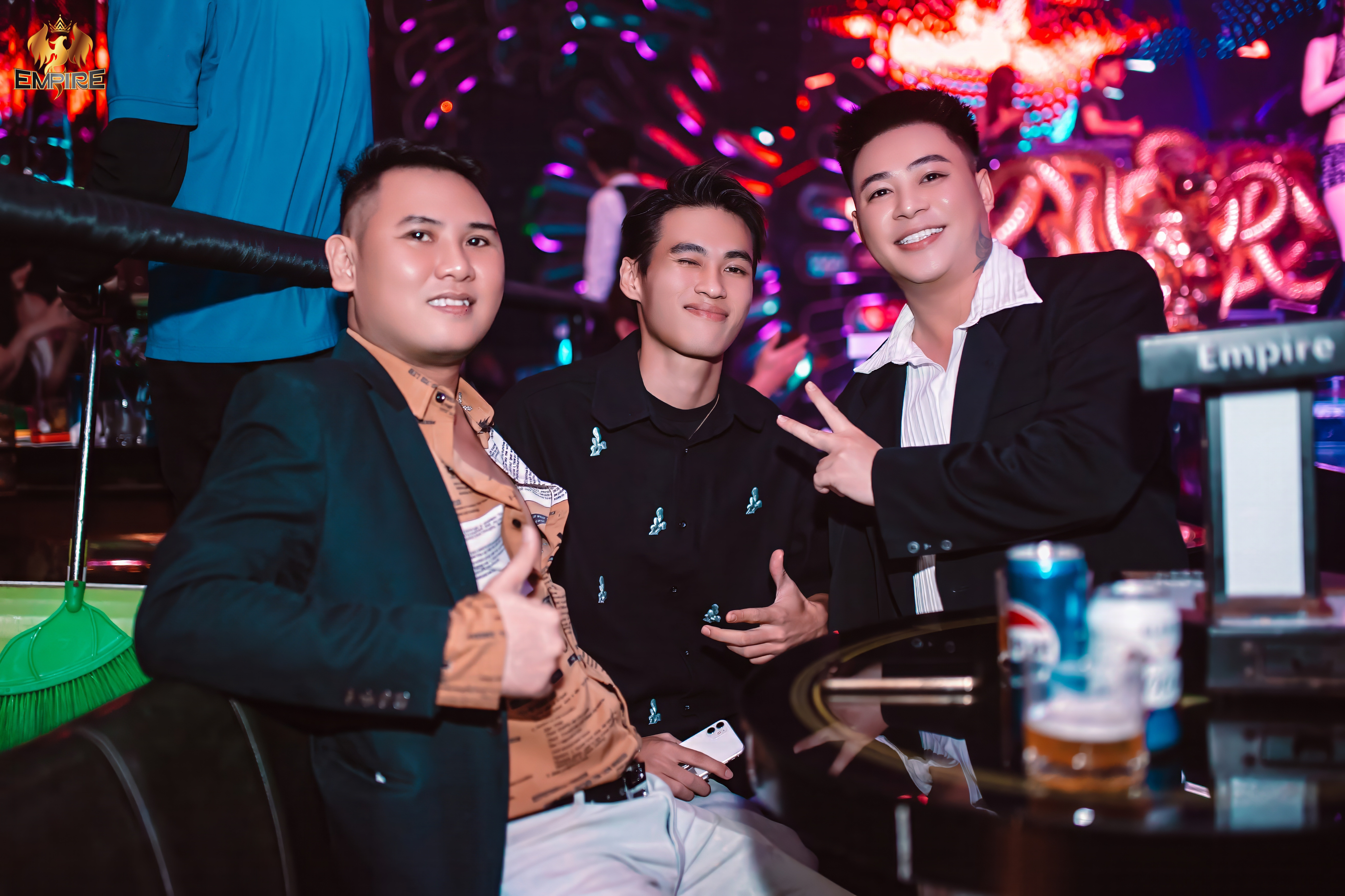 EMPIRE CLUB – NƠI NHỮNG NGƯỜI DẪN ĐẦU XU HƯỚNG TÌM THẤY NHAU