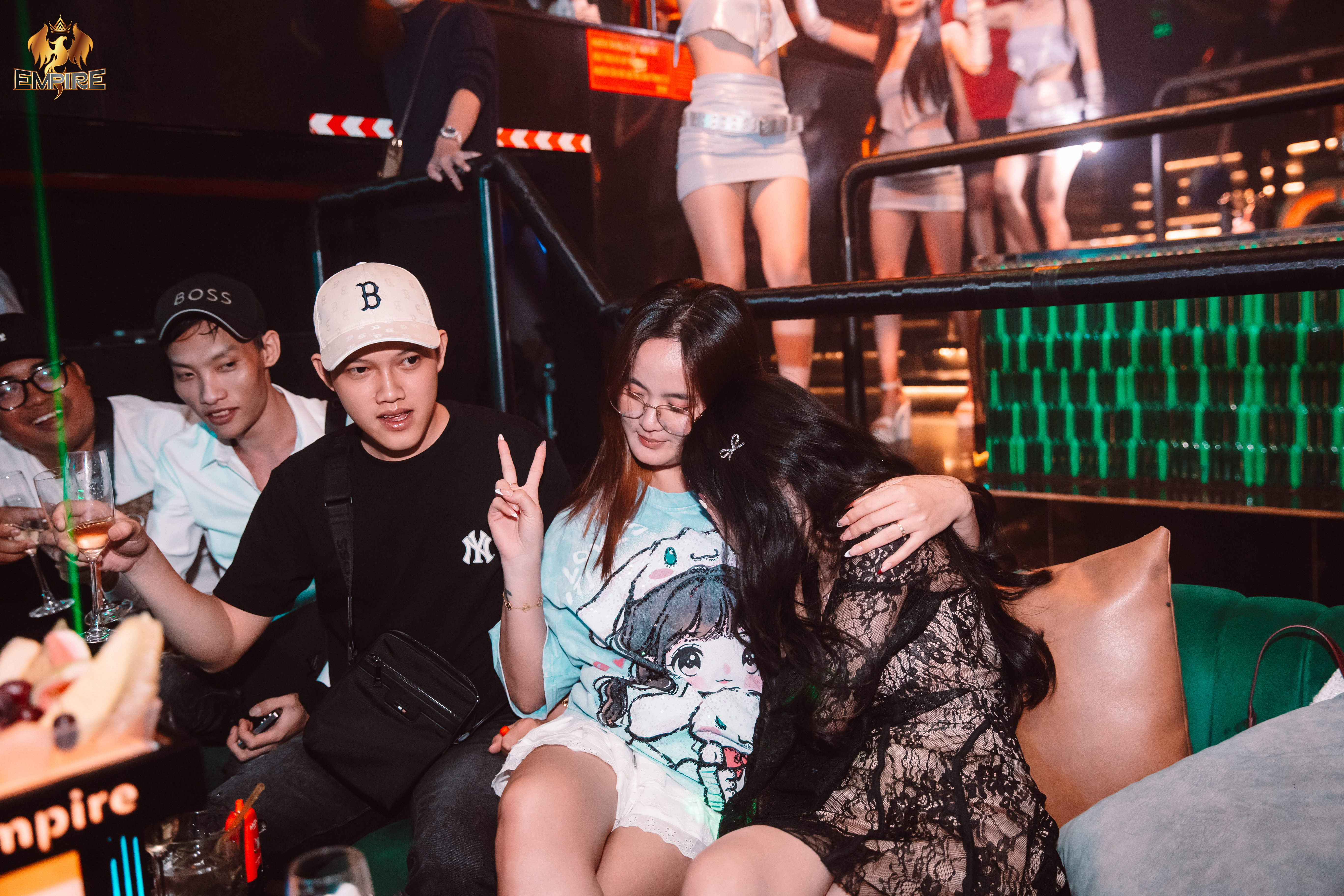 ĐÊM SÀI GÒN THIẾU EMPIRE CLUB LÀ THIẾU ĐI MỘT CHUẨN MỰC SANG TRỌNG