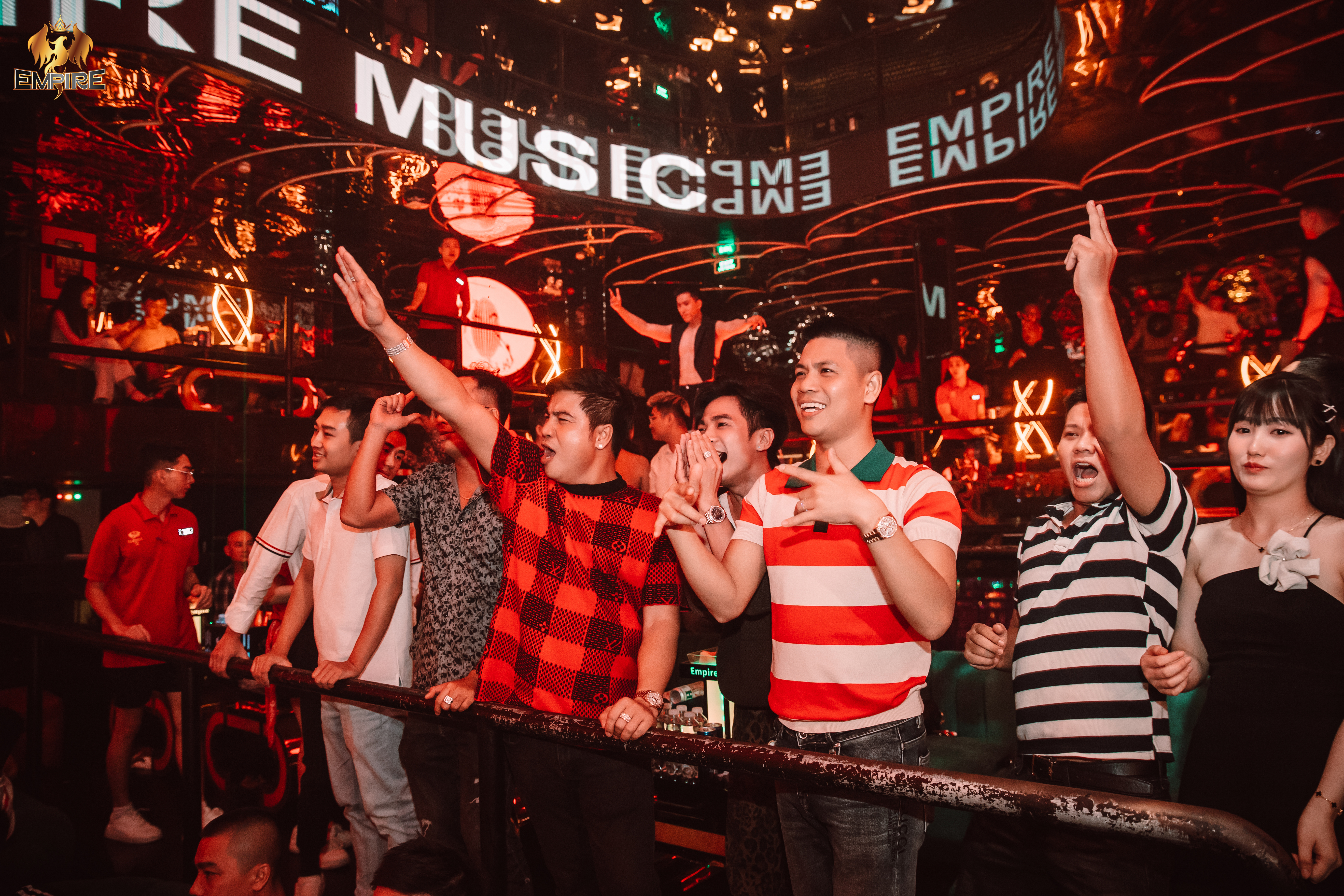 KHI SÀN NHẢY LÊN TIẾNG – EMPIRE CLUB ĐÃ SẴN SÀNG BÙNG NỔ!