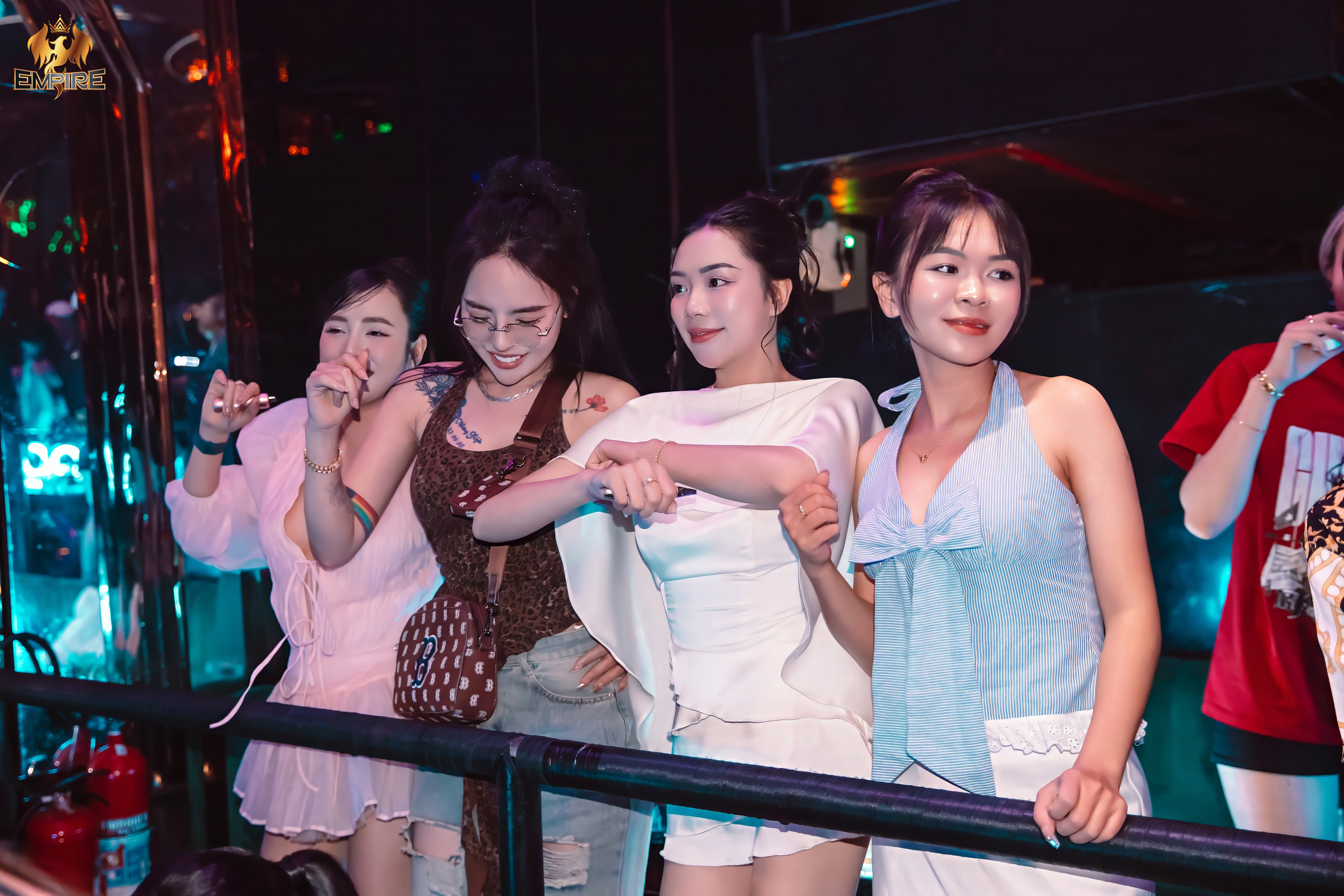 EMPIRE CLUB – VẺ SANG TRỌNG ĐƯỢC NUÔI DƯỠNG BẰNG CẢM XÚC