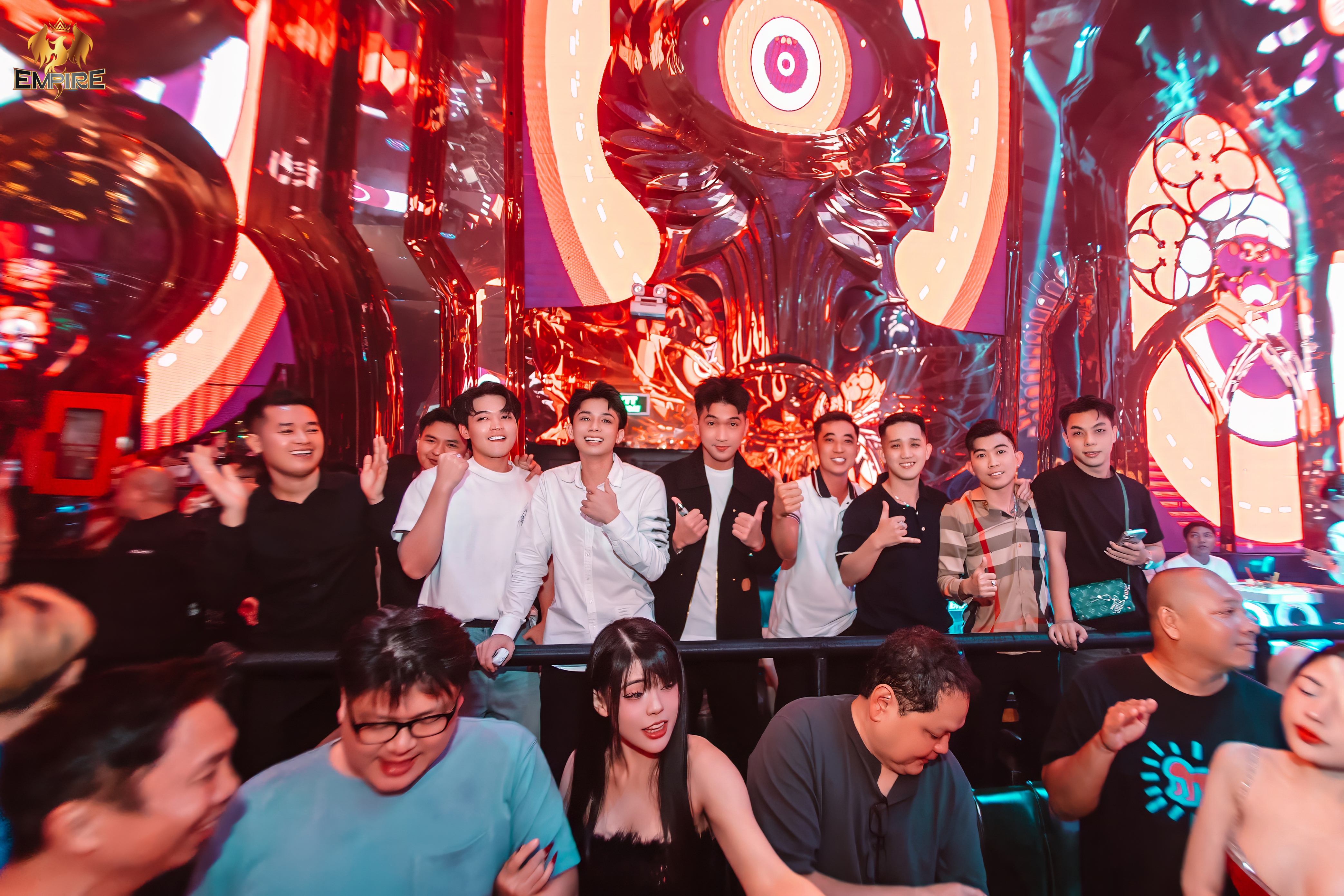 EMPIRE CLUB – KHI DANCE LÀ NGÔN NGỮ KẾT NỐI GIỮA HAI THẾ GIỚI ĐỐI LẬP